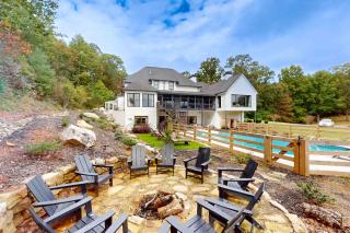 Golden Hill Retreat - 3