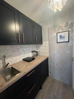Cozy+elegant Studio@ West London - 2