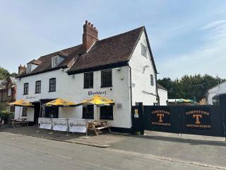 The Wheatsheaf in Tempsford - 4