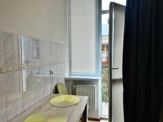 2-Bedroom Central Apartment - Philharmonic Square - 5