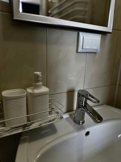 2-Bedroom Central Apartment - Philharmonic Square - 1