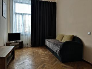 2-Bedroom Central Apartment - Philharmonic Square - 7