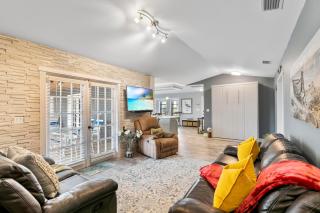 Waterfront Island Mirrorage - 3