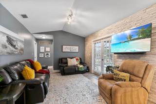 Waterfront Island Mirrorage - 2