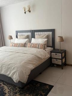 Cosy flat with garden near Loftus & embassies - 5