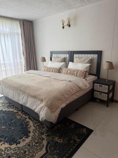 Cosy flat with garden near Loftus & embassies - 4