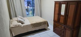 CASA TRES QUARTOS COM SUITe - 7