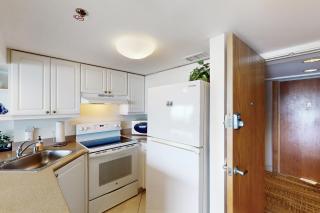 Ilikai Hotel 1133 - 4