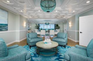 SkyHigh Luxe and Lavish - 0