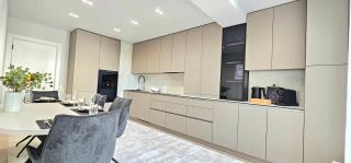 Cozy Premium Apartment - 7