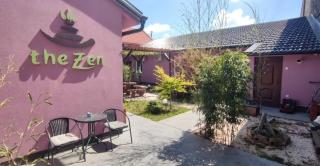 Zen 6 deluxe room - 1