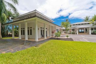 Luxury Retreat in Kona with Saltwater Pool - 7