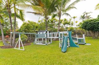 Luxury Retreat in Kona with Saltwater Pool - 4