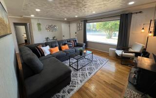 HUGE, PRIVATE, 3 BEDROOM 1 BATH NEAR PLU and JBLM - 4