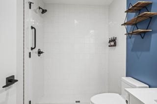 Canmore Golden Ridge Mountain View 2BR Suites 203 - 2