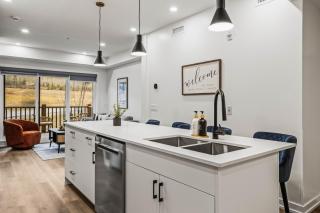 Canmore Golden Ridge Mountain View 2BR Suites 203 - 6