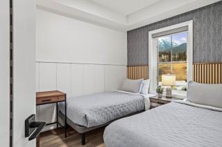 Canmore Golden Ridge Mountain View 2BR Suites 203 - 4