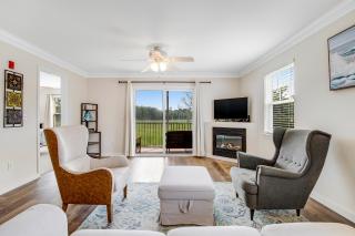 Bethany Bay - 8004 Pettinaro Dr - 7