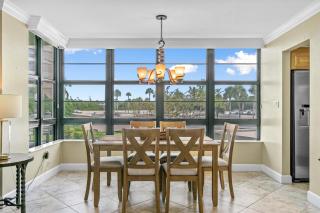 Beachside Wrap-Around Balcony - 3