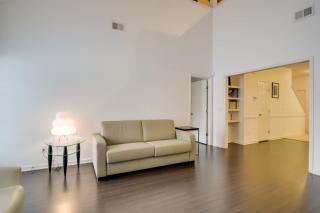 Inviting High Point Townhome with Patio and Privacy! - 5