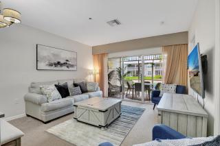 Lely GreenLinks Flamingo Golf Villa - 0