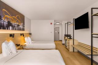 B&B HOTEL Orlando International Drive near Universal - Newly Renovated! - 2