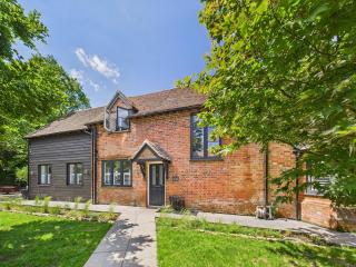 Luxurious Property Chiltern Hills - 8