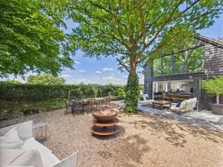 Luxurious Property Chiltern Hills - 4