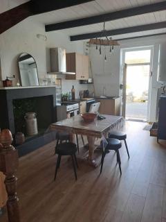 CHARMANTE MAISON 1900 classée 3 étoiles avec terrasse vue sur les toits - 8