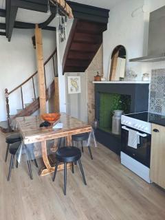 CHARMANTE MAISON 1900 classée 3 étoiles avec terrasse vue sur les toits - 9