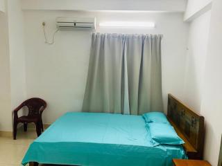 Bright and Airy 2BR Flat in Uttara Sleeps 4 to 5 - 5