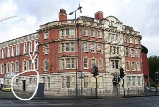 Deluxe apartment in Leeds city centre - 9