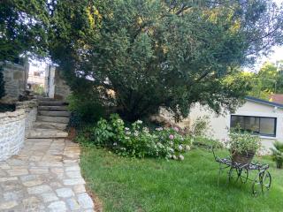 Studio Cosy dans les granges d un château accès spa - 1