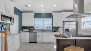 Pineapple Paradise at Pier Park- Summertowne 10 - 2