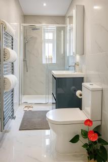 The Nest-Free Parking Cosy Studio, M40 access, underfloor heating - 6