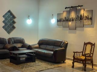 Elegance Cottage - 1