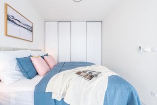 Prague Days - Family Friendly Two-Bedroom Apartment with AC, Garage and Terrace in Holešovice - 4