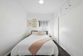 Eureka We struck a golden home - 4