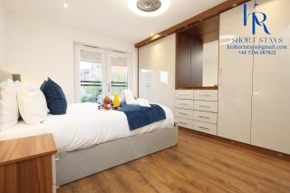 6BDR Stylist Home - 4 Parking Family & Contractor - 7