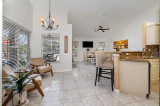 Elegant 4BR Pool Sanctuary - Ideal for Work or Play! - 4