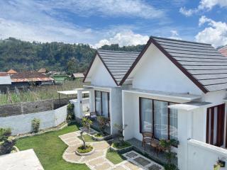 GreenCaldera - 1BR Guesthouse with Pool in Kintamani - 4