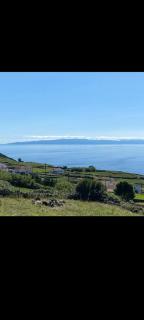 Stunning ocean view with 3 islands in front of you - 6