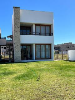 Estadia Confortavel, Próximo ao Píer, Centro e Balada - 0