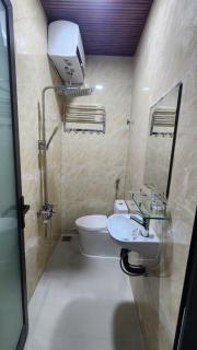 An Thịnh Apartment Near My Khe Beach - 1