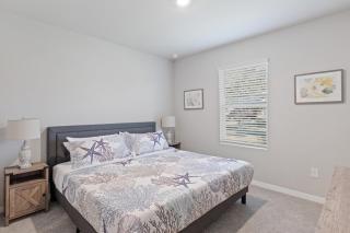 Hot Tub Haven by Hospitals & Beach - 9