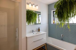 Te Makiri House, Onetangi - Be My Guest Waiheke - 7
