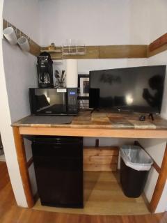 Lakefront Escape Studio King Bed Cabin 50 - 8