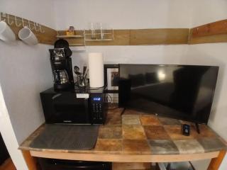 Lakefront Escape Studio King Bed Cabin 50 - 6