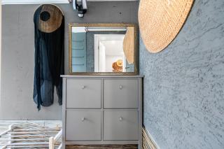 Spacious 3BR with Full Kitchen a n dFast Wi-Fi - 2