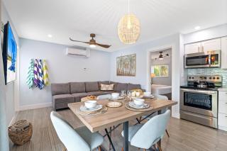 The Beachy Keen - U - 5